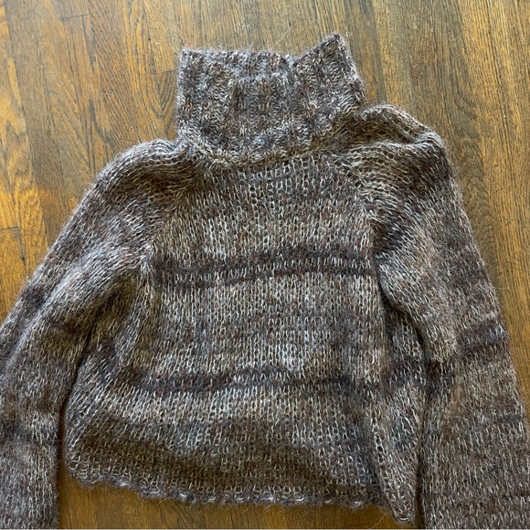 The Range NYC Sweater - Picture 5 of 5